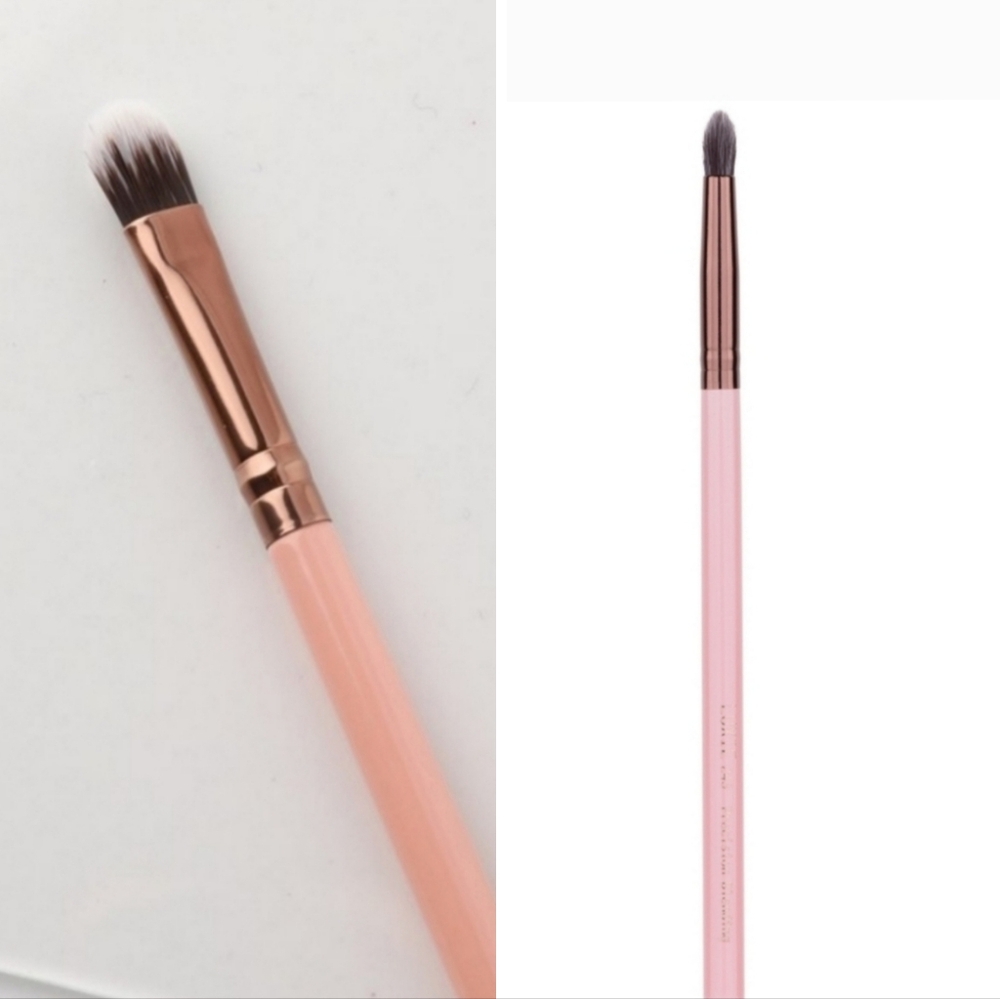 2 small Luxie brushes in pink